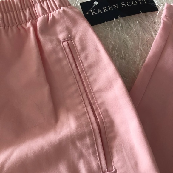 Pink Pants - Picture 2 of 5